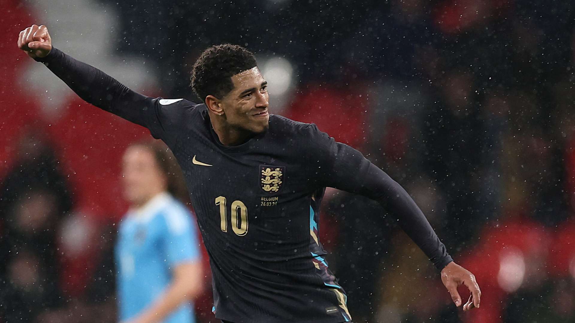 来迎合哈登 来迎合哈登