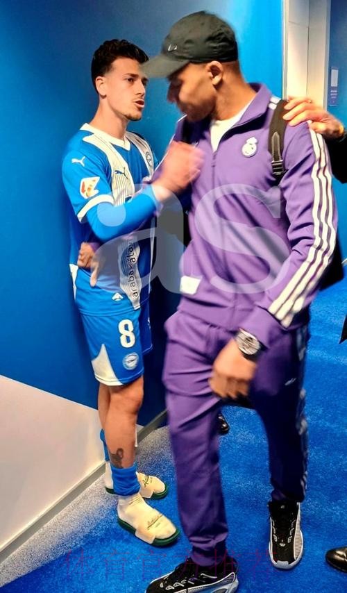 阿斯：姆巴佩前往向布兰科道歉 同时也向队友致歉